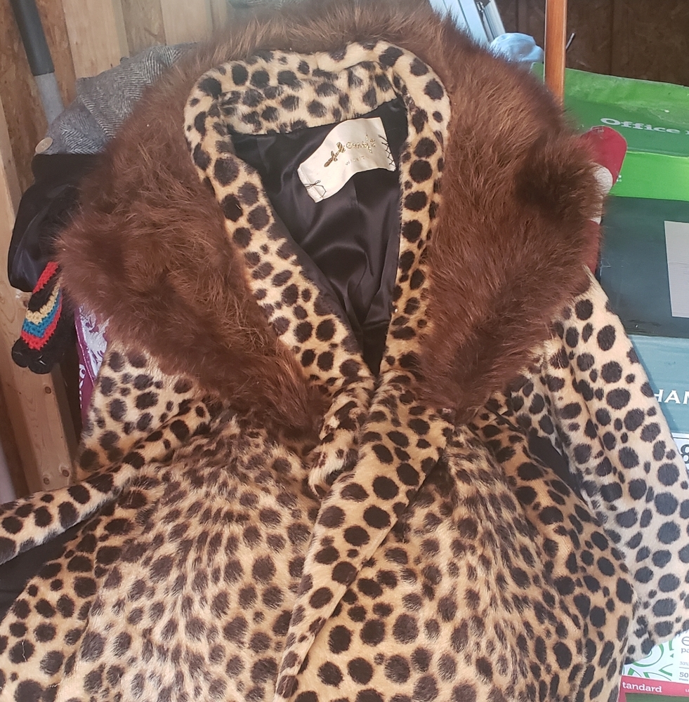 Vintage 1960s Sportowne fur